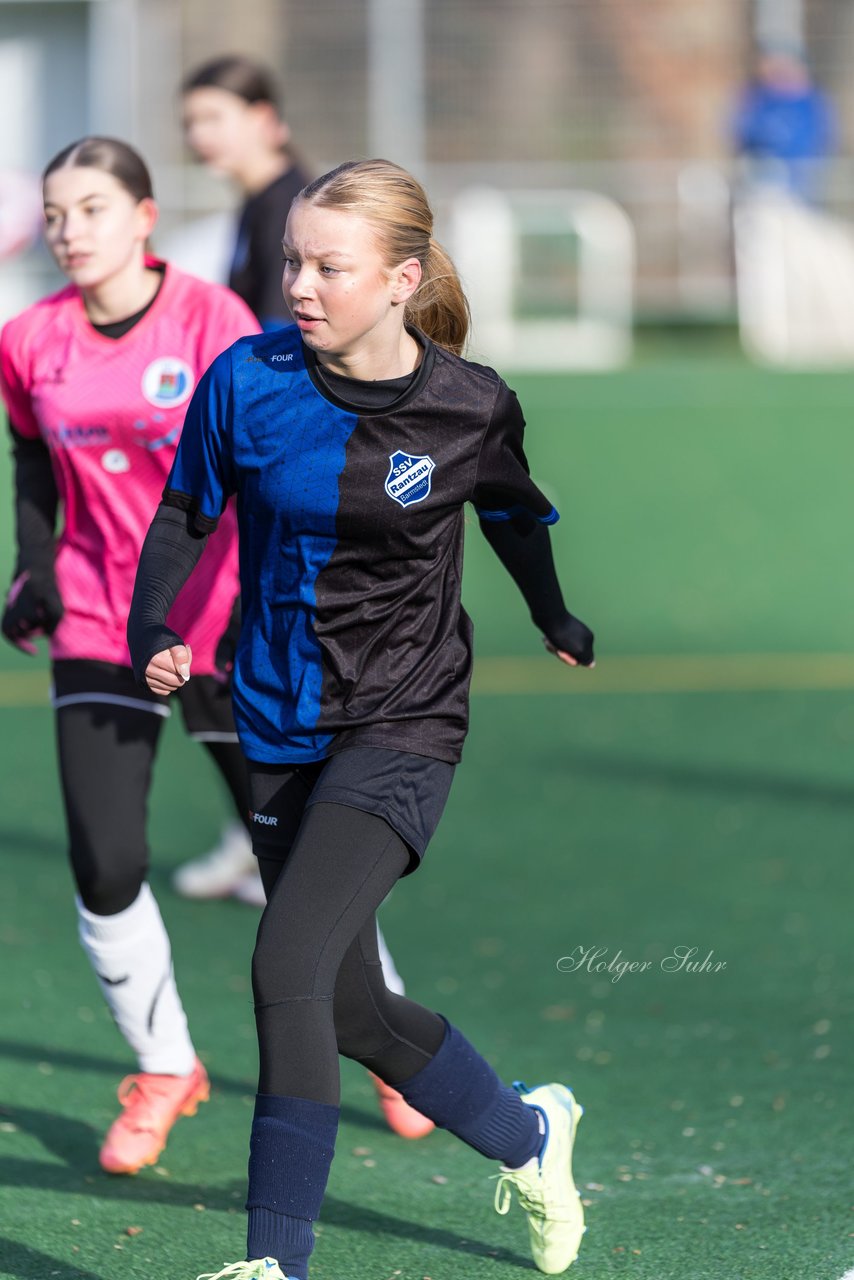 Bild 142 - wCJ VfL Pinneberg - SSV Rantzau : Ergebnis: 0:0